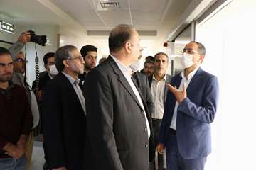 بازدید معاون توسعه مدیریت و منابع وزارت بهداشت از ساختمان مرکز جامع تشخیص و درمان سرطان استان سمنان 